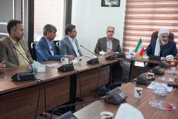 دیدار رئیس‌کل دادگستری و مدیرکل زندان‌های استان کردستان با امام جمعه سنندج