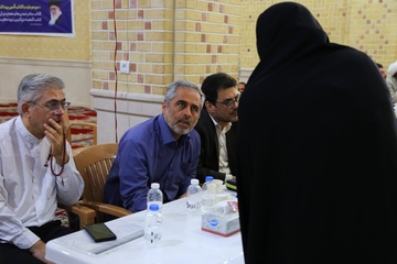 برگزاری میزخدمت مدیرکل زندان‌های استان در نماز جمعه قزوین