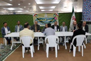 برپایی «میز خدمت» زندان‌های خراسان جنوبی در مصلی نماز جمعه
