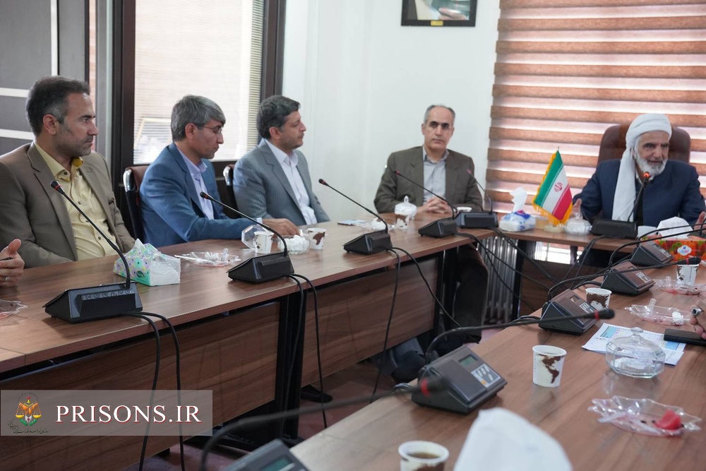 دیدار رئیس‌کل دادگستری و مدیرکل زندان‌های استان کردستان با امام جمعه سنندج