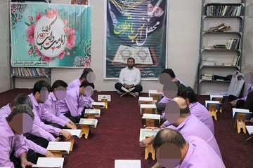 برگزاری «محفل انس با قرآن کریم»  در زندان دشتستان 