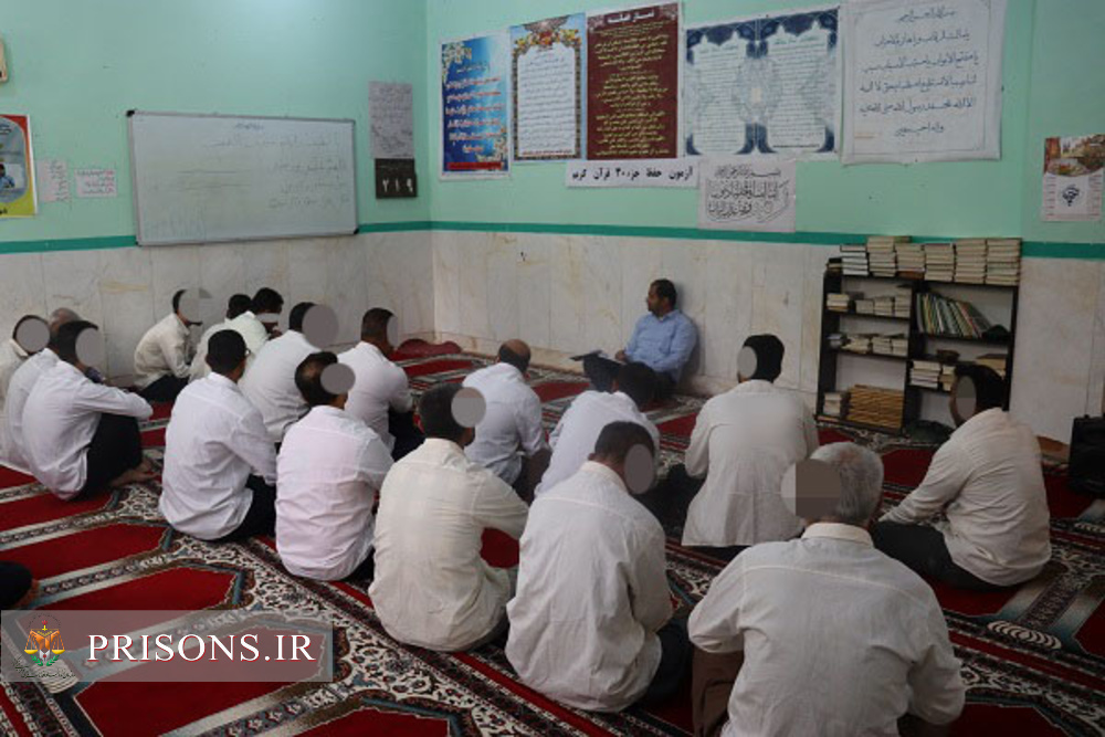 برگزاری آزمو ن جامع حفظ قرآن کریم در اندرزگاه‌های زندان دشتستان 