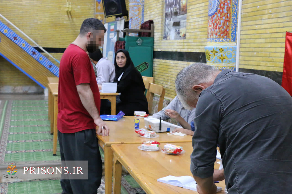 مشارکت حداکثری کارکنان، سربازان و زندانیان زندان های کرمانشاه در پای صندوق رأی