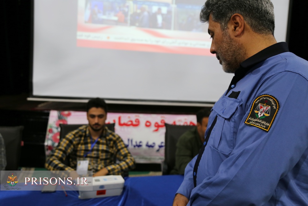 حضور پرشور کارکنان زندانهای استان قزوین پای صندوق های رای 