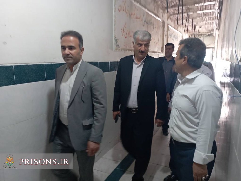 بازدید و سرکشی سرزده مدیرکل زندان‌های استان کردستان از زندان بانه