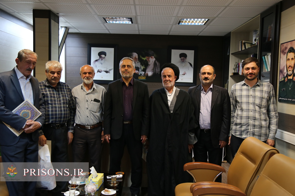 برگزاری آیین تجلیل از همکاران بازنشسته زندان‌های استان قزوین 