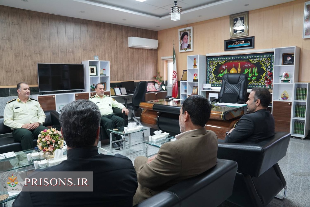 دیدار مدیرکل زندانهای استان کردستان با فرمانده انتظامی استان