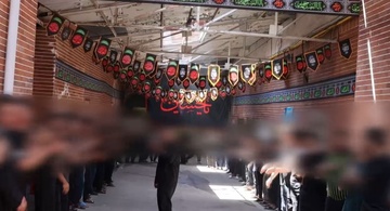 فیلم| دسته‌های عزاداری عاشقان امام حسین (ع) در زندان مرکزی تبریز