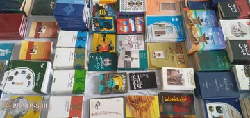 اهدای ۸۱۱ جلد کتاب ازسوی خیّر کتابخوان به کانون اصلاح و تربیت مازندران