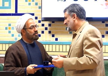 تقدیر معاون سازمان زندان‌ها از مدیرکل زندان‌های استان قم