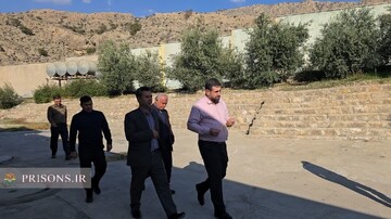  برون رفت از روزمرگی مدنظر زندانبانان باشد