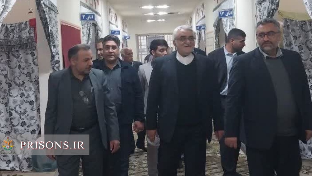 بازدید نماینده مجلس شورای اسلامی از زندان لارستان