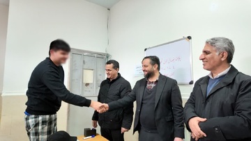 ۶۸ زندانی سود آموز ندامتگاه فردیس دوره تحکیم را با موفقیت گذراندند 