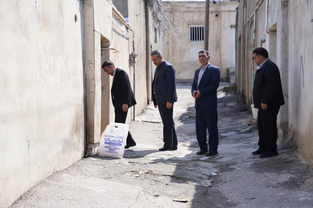 سرکشی خیرخواهانه در ایام ماه رمضان از منازل خانواده زندانیان نیازمند در کرمانشاه