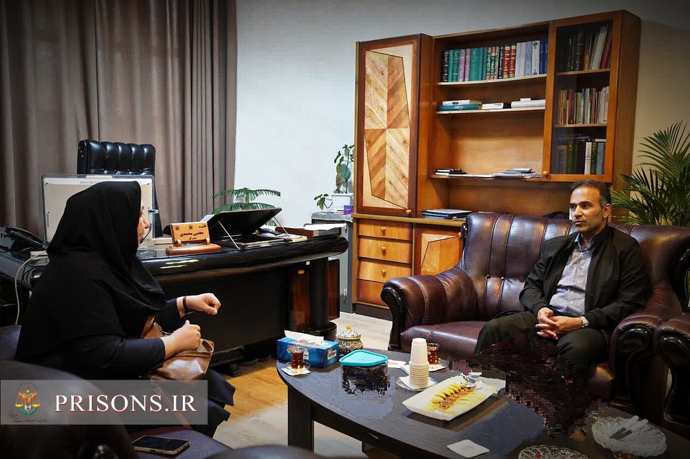 خیّر همدانی ۳ میلیارد ریال جهت آزادی زندانیان اهداء و ۶ خانواده نیازمند زندانی را تحت پوشش قرار داد خیّر همدانی ۳ میلیارد ریال جهت آزادی زندانیان اهداء و ۶ خانواده نیازمند زندانی را تحت پوشش قرار داد