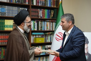 تجلیل از امام جمعه شهرستان فردیس در راستای برنامه‌های معنوی سال ۱۴۰۳ ندامتگاه