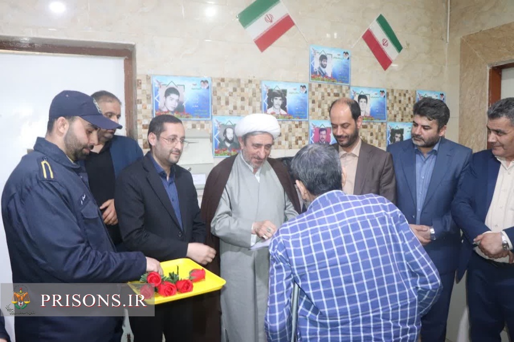 آزادی 15 زندانی با کمک خیرین تویسرکان آزادی 15 زندانی با کمک خیرین تویسرکان