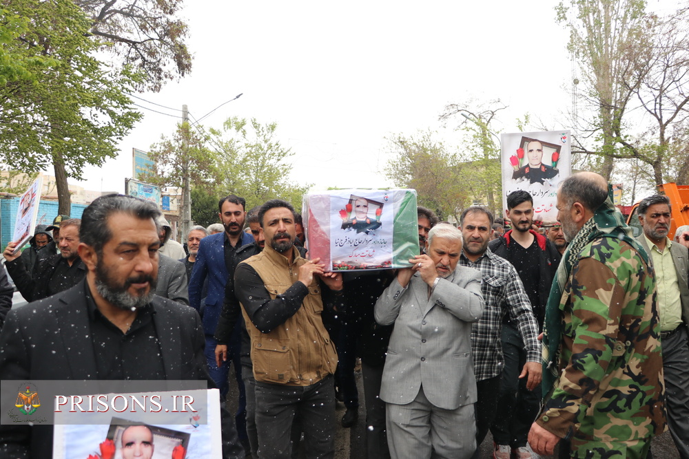 تشییع باشکوه پیکر جانباز ۷۰ درصد زنجانی تشییع باشکوه پیکر جانباز ۷۰ درصد زنجانی