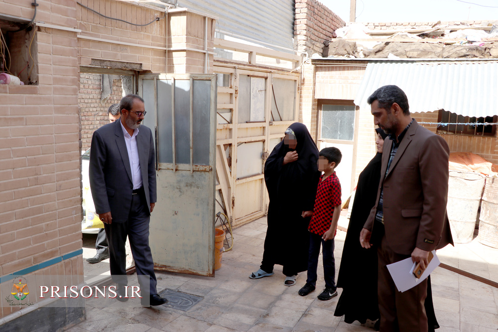 سرکشی میدانی از محل سکونت 4 خانواده زندانی نیازمند در قالب « نذرهشتم»