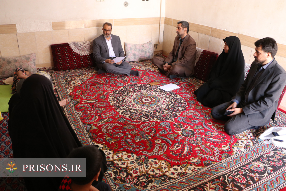 سرکشی میدانی از محل سکونت 4 خانواده زندانی نیازمند در قالب «نذر هشتم» سرکشی میدانی از محل سکونت 4 خانواده زندانی نیازمند در قالب «نذر هشتم»