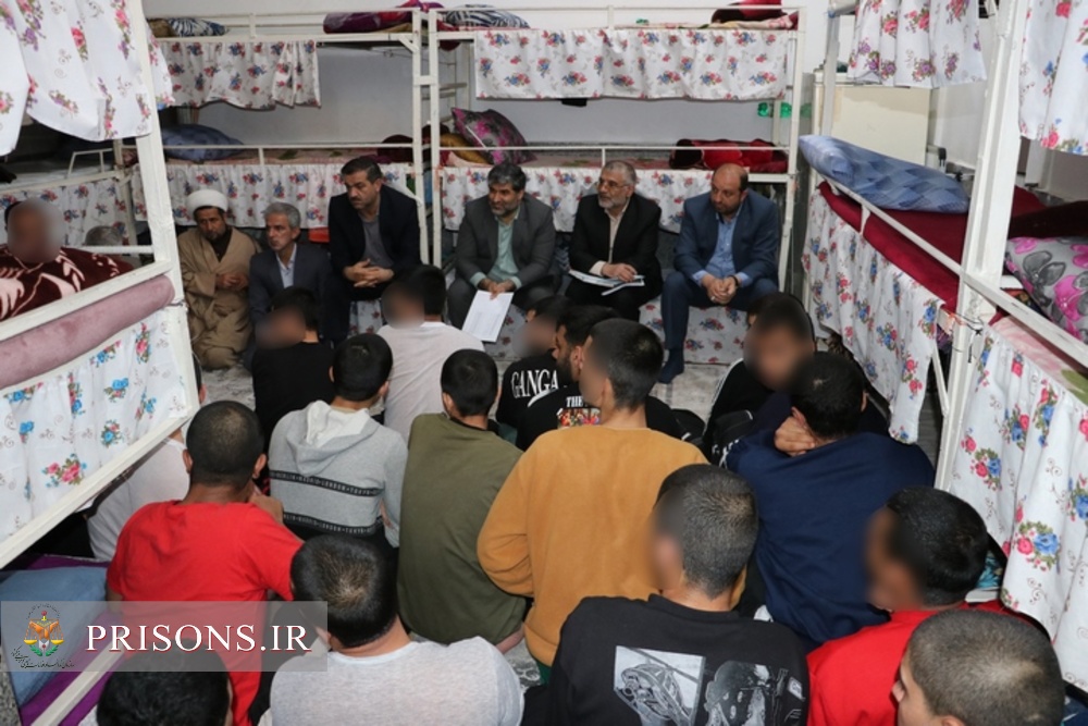 بازدید نماینده دادستانی کل کشور از زندان شهرستان ساری