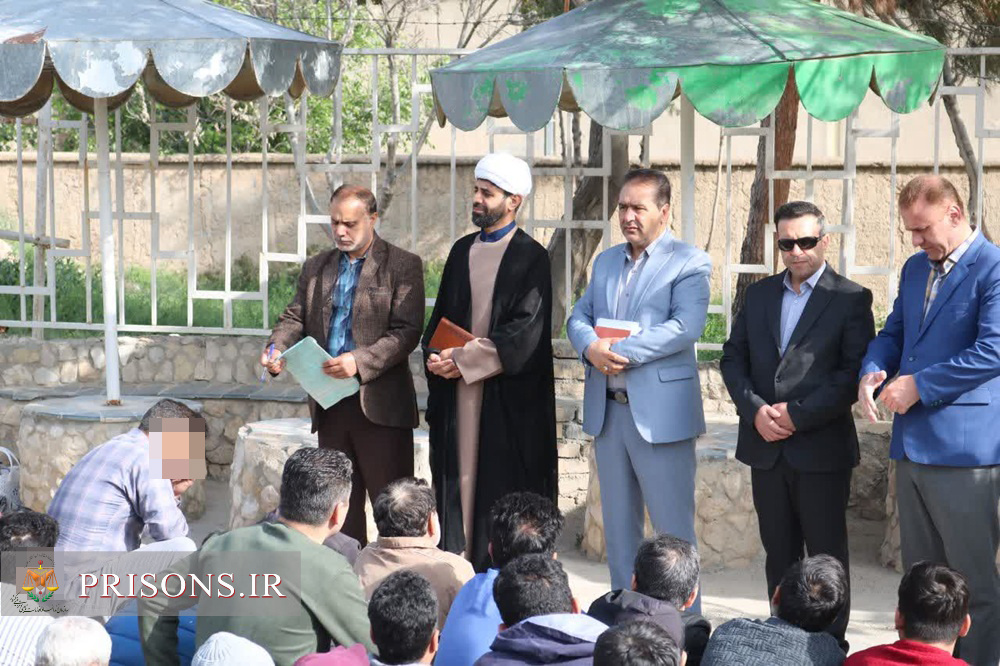 تحکیم راهبردهای اشتغال زندانیان بندباز زندان بجنورد با حضور معاون دادستان تحکیم راهبردهای اشتغال زندانیان بندباز زندان بجنورد با حضور معاون دادستان