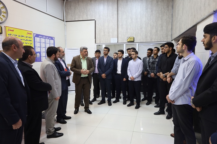 دانشجویان دانشگاه علوم قضایی از ندامتگاه تهران بزرگ بازدید کردند