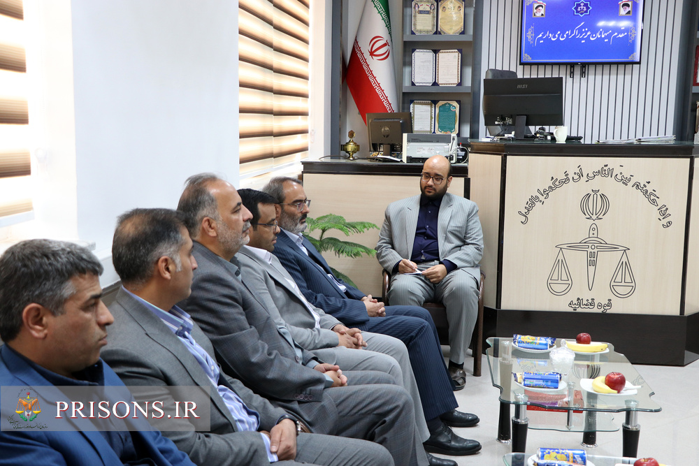 توسعه برنامه‌های قرآنی و اشتغال‌زایی در زندان‌های خراسان جنوبی 