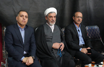 آزادی 9 زندانی در محفل انس با قرآن کریم زندان مرکزی یزد با حضور حجت‌الاسلام والمسلمین دکتر رفیعی