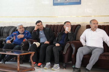 همایش پیاده روی