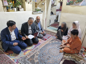 سرکشی از ۳ خانواده زندانی نیازمند بوشهر با حضور رئیس کل دادگستری استان