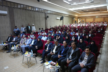 آیین بزرگداشت روز معلم در زندان‌ مرکزی یزد