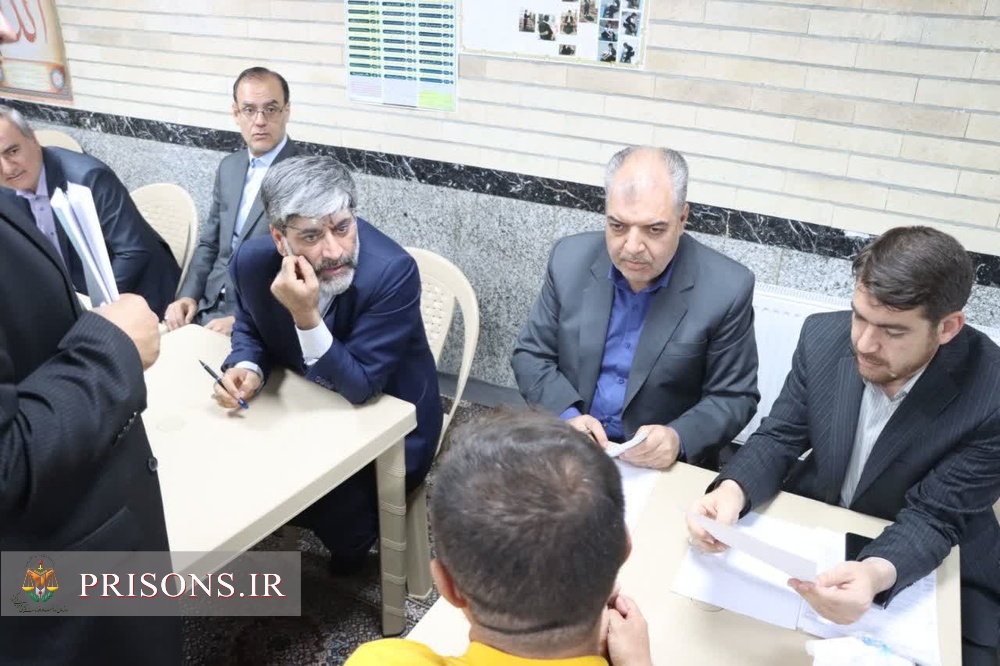 زندان مهاباد