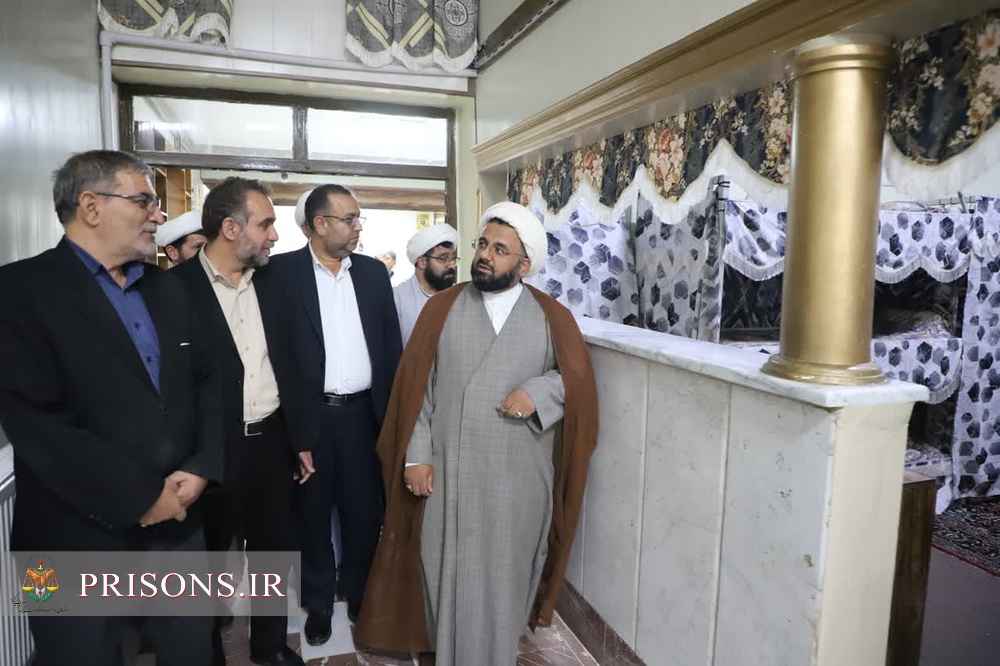 بازدید رئیس امور فرهنگ ، ورزش و گردشگری سازمان برنامه و بودجه کشور از زندان مرکزی مشهد