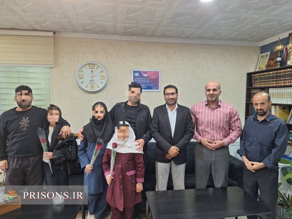 تجلیل از فرزندان دختر کارکنان و زندانیان زندان شهرستان نور 