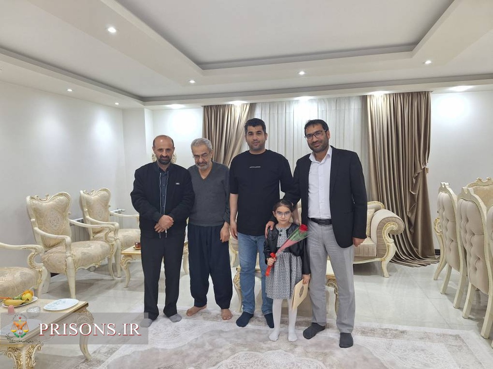 تجلیل از فرزندان دختر کارکنان و زندانیان زندان شهرستان نور 