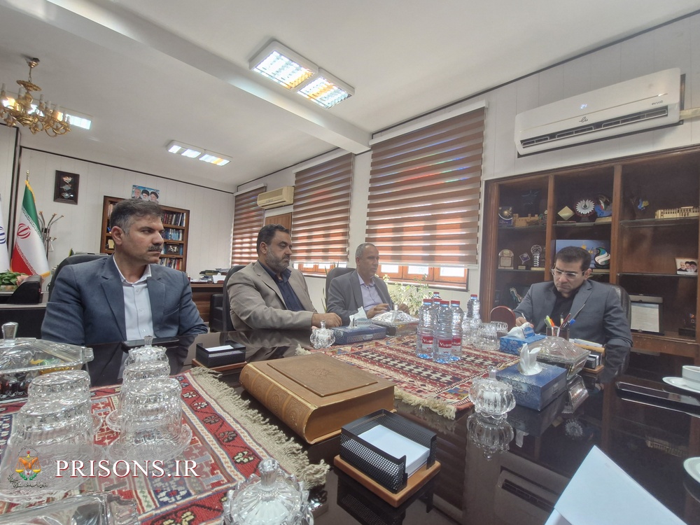 دیدار مدیرکل زندان های استان با معاون سیاسی و امنیتی استانداری بوشهر