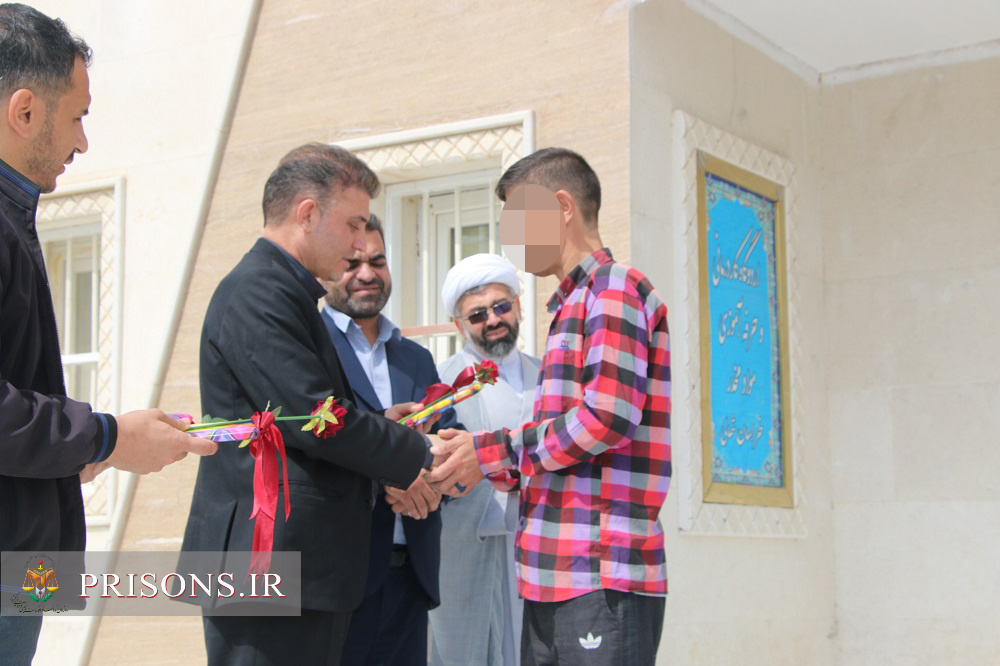 آزادی 4 زندانی شیروانی در دهه کرامت به همت مدیرکل زندانهای خراسان شمالی آزادی 4 زندانی شیروانی در دهه کرامت به همت مدیرکل زندانهای خراسان شمالی