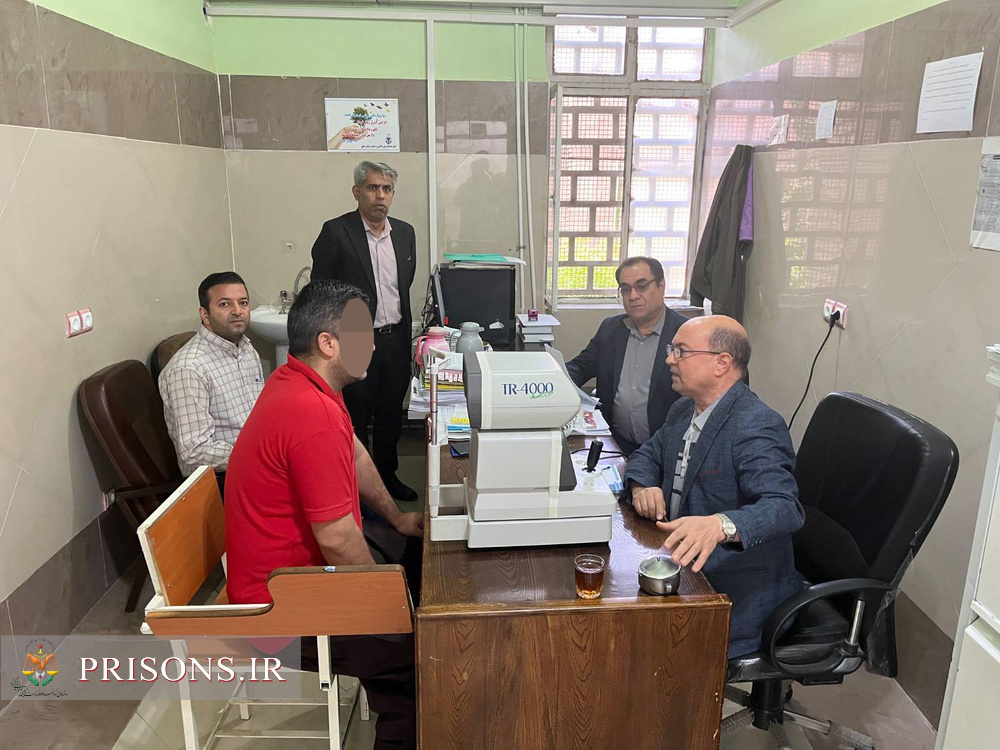ویزیت جهادی پزشک متخصص با مساعدت درمانی ۸۰مددجوی زندان خوی ویزیت جهادی پزشک متخصص با مساعدت درمانی ۸۰مددجوی زندان خوی