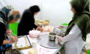 اشتغال زندانیان زن کاشمری در کارگاه شیرینی‌پزی