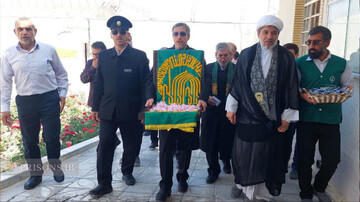 حضور کاروان در سایه سار خورشید آستان قدس رضوی در زندان جهرم
