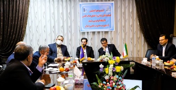  رئیس و اعضاء هیأت علمی دانشگاه فردوسی از زندان مرکزی مشهد بازدید کردند