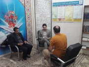 دیدار دادستان و قضات حوزه  قضایی شهرستان دلیجان با زندانیان در میز خدمت زندان