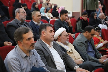 تجلیل از فعالین نماز زندانهای استان آذربایجان غربی
