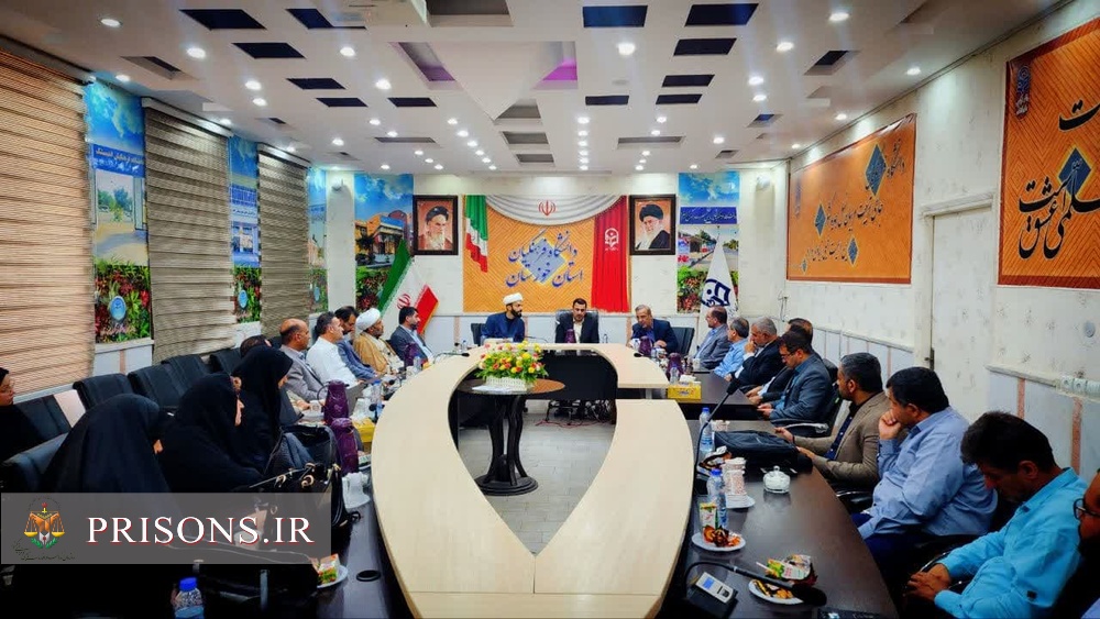 حضور مدیرکل پژوهش و آموزش سازمان زندانها در جمع اساتید دانشگاه فرهنگیان خوزستان حضور مدیرکل پژوهش و آموزش سازمان زندانها در جمع اساتید دانشگاه فرهنگیان خوزستان