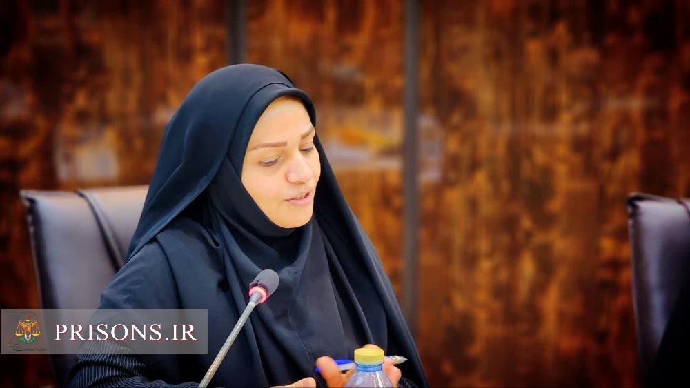 ارائه پایان‌نامه پژوهشی درباره شخصیت و هیجان‌خواهی زندانیان در حضور مدیرکل دفتر آموزش سازمان زندان‌ها