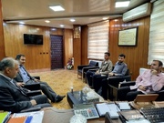 تبریک روز معلم دانشجویان رشته حقوق به مدیرکل زندان‌های آذربایجان غربی