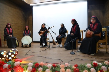 جشن دهه کرامت ویژه زندانیان زن زندان مرکزی بجنورد