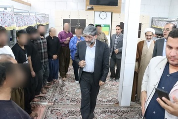  دیدارچهره‌به‌چهره رئیس‌کل دادگستری آذربایجان غربی با کلیه زندانیان بازداشتگاه سردشت  