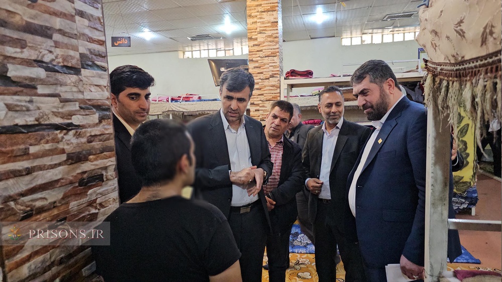 برخورداری 12 زندانی ندامتگاه اقلید از ارفاقات حقوقی در میز خدمت مقامات عالی قضائی فارس